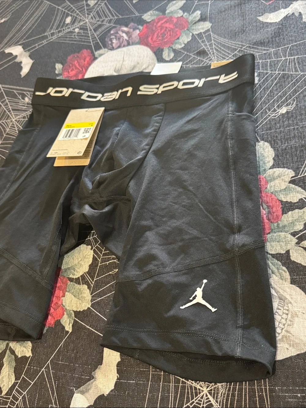 NWT NIKE DRI-FIT AIR JORDAN SPORT BLACK/WHITE COMPRESSION SHORTS SZ MENS SMALL